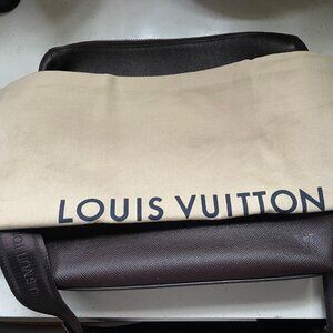 Louis Vuitton Brown Taiga Messenger / Tote Bag